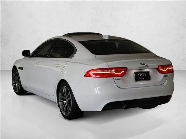 2017 Jaguar XE 35t Premium