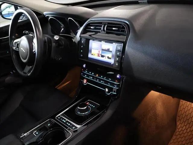 2017 Jaguar XE 35t Premium