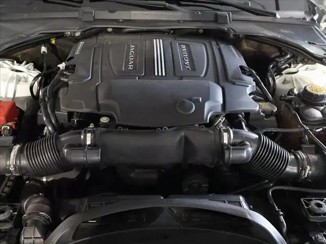 2017 Jaguar XE 35t Premium
