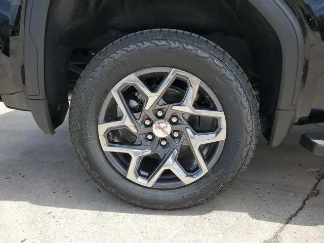 2026 GMC Sierra 1500 Crew Cab, Short Bed, SLT, 4WD