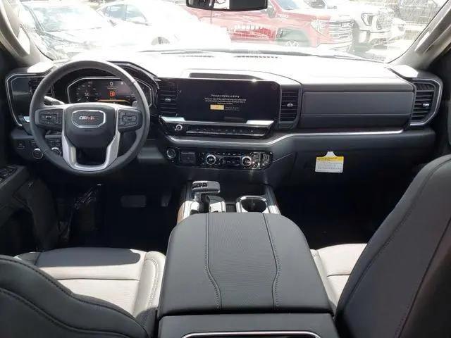 2026 GMC Sierra 1500 Crew Cab, Short Bed, SLT, 4WD