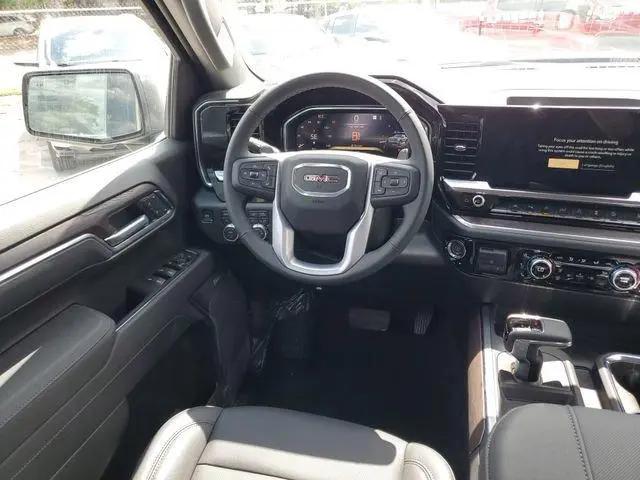 2026 GMC Sierra 1500 Crew Cab, Short Bed, SLT, 4WD