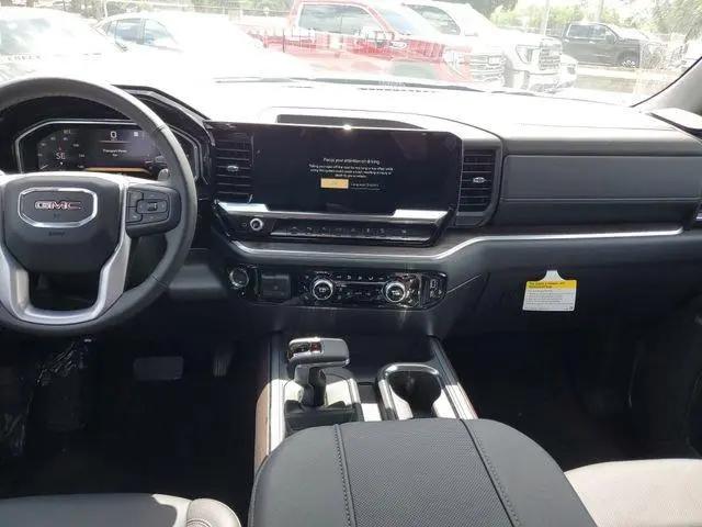 2026 GMC Sierra 1500 Crew Cab, Short Bed, SLT, 4WD