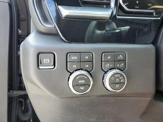 2026 GMC Sierra 1500 Crew Cab, Short Bed, SLT, 4WD
