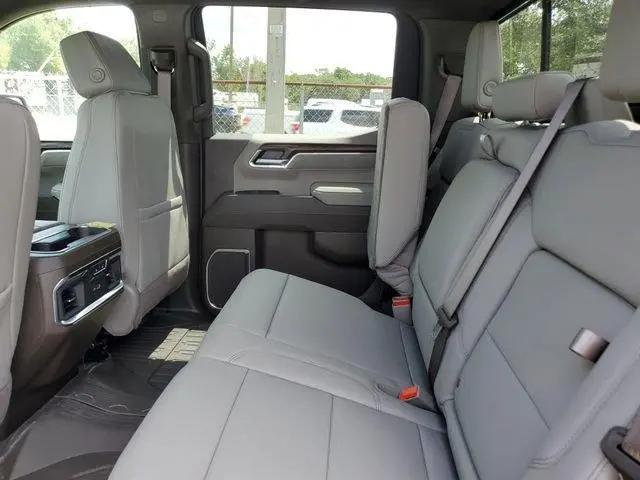 2026 GMC Sierra 1500 Crew Cab, Short Bed, SLT, 4WD