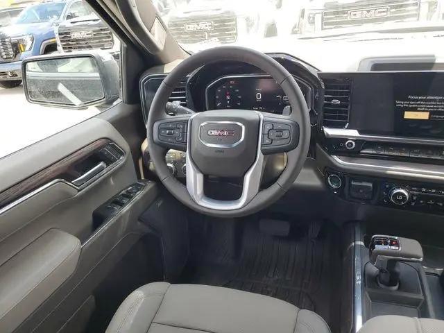 2026 GMC Sierra 1500 Crew Cab, Short Bed, SLT, 4WD