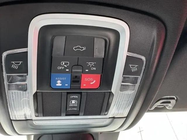 2024 Ram 1500 Limited Crew Cab 4x4 5'7" Box