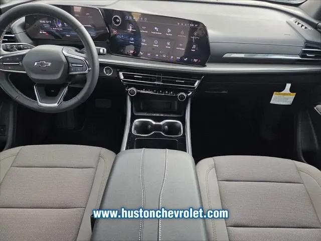 2026 Chevrolet Traverse FWD LT