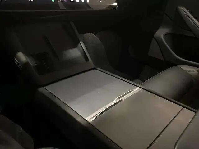 2025 Tesla Model 3 Long Range All-Wheel Drive