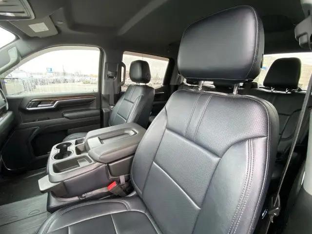 2023 GMC Sierra 1500 4WD Crew Cab Standard Box SLE
