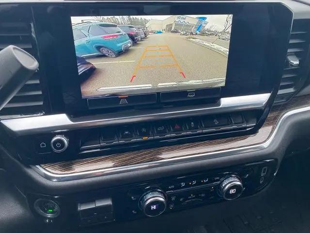 2023 GMC Sierra 1500 4WD Crew Cab Standard Box SLE