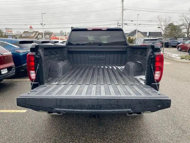 2023 GMC Sierra 1500 4WD Crew Cab Standard Box SLE