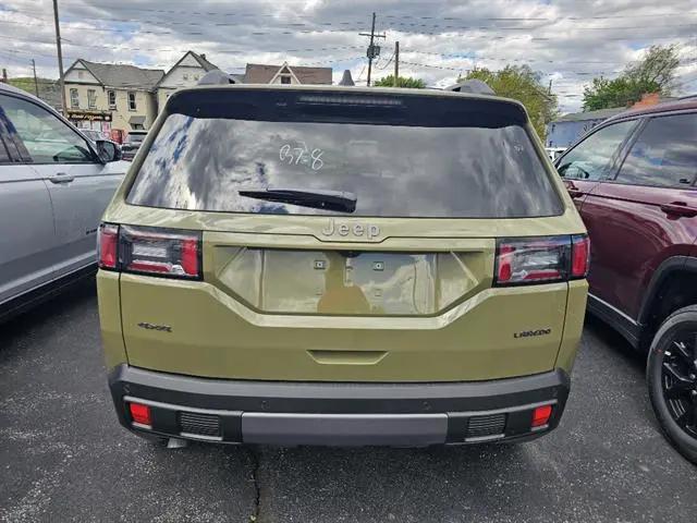 2026 Jeep Cherokee Laredo 4x4