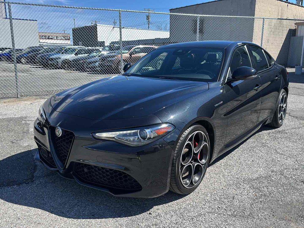Vulcano Black Metallic 2023 Alfa Romeo Giulia Veloce RWD Sedan Rear-Wheel Drive Automatic