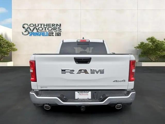 2026 Ram 1500 Tradesman Crew Cab 4x4 5'7" Box