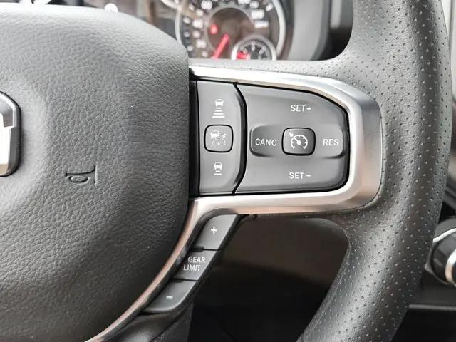 2026 Ram 1500 Tradesman Crew Cab 4x4 5'7" Box