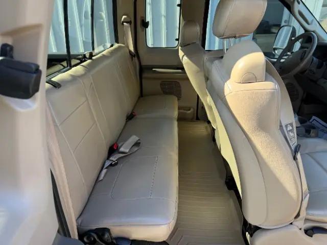 2004 Ford F-350 XL