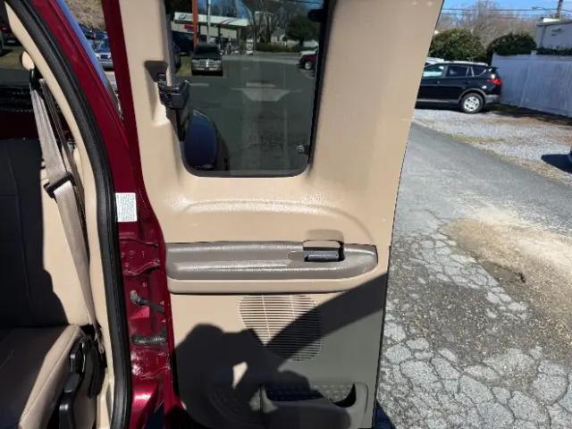 2004 Ford F-350 XL