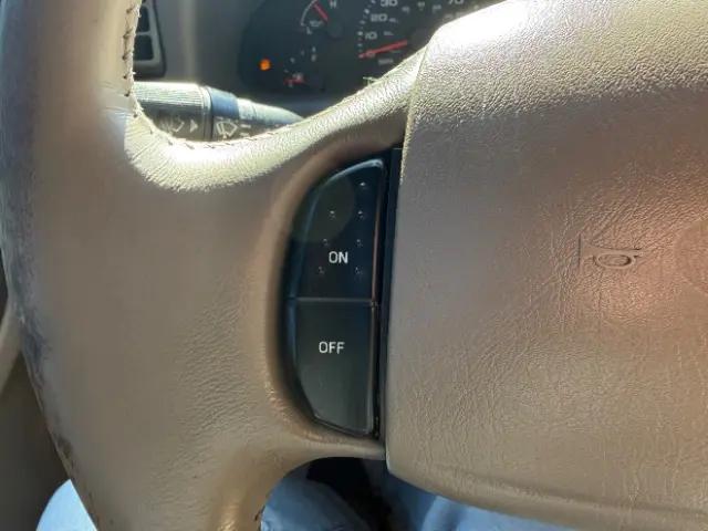 2004 Ford F-350 XL