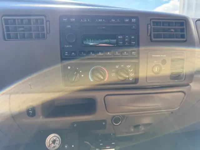 2004 Ford F-350 XL