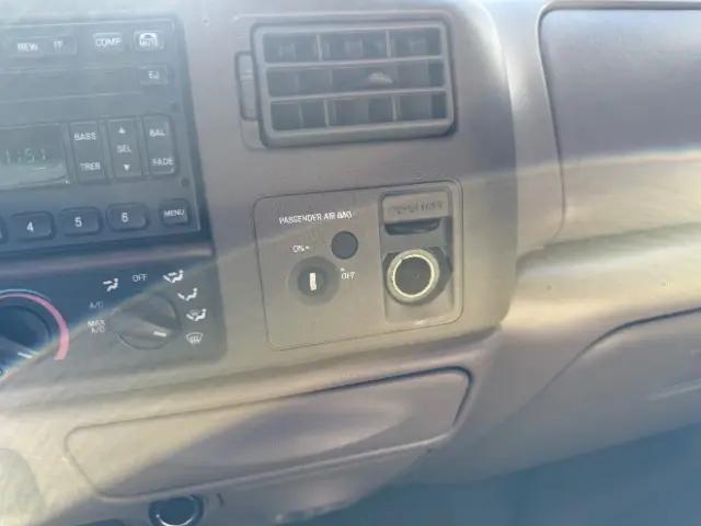 2004 Ford F-350 XL