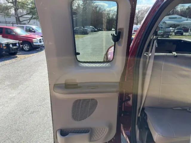 2004 Ford F-350 XL