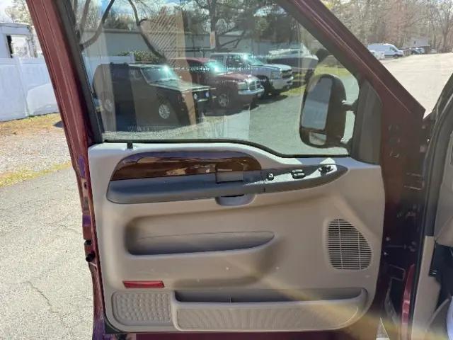 2004 Ford F-350 XL