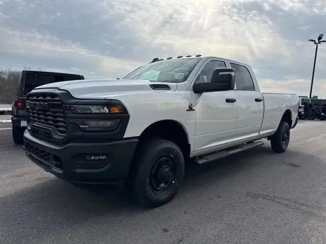 2026 Ram 2500 Tradesman Crew Cab 4x4 8' Box