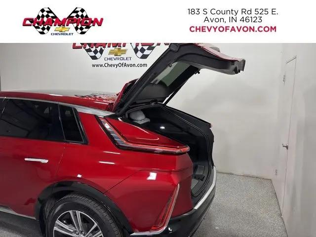 2024 Cadillac iQ Luxury w/1SC