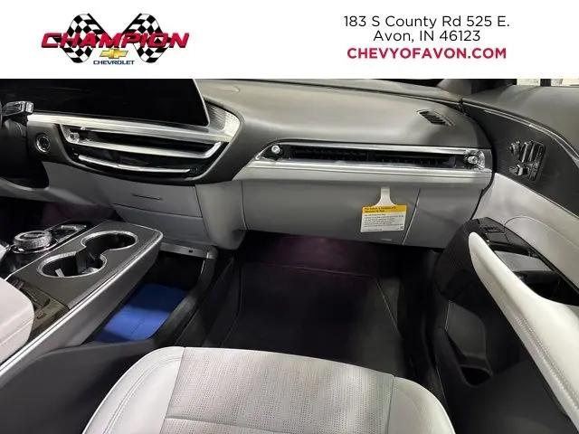 2024 Cadillac iQ Luxury w/1SC
