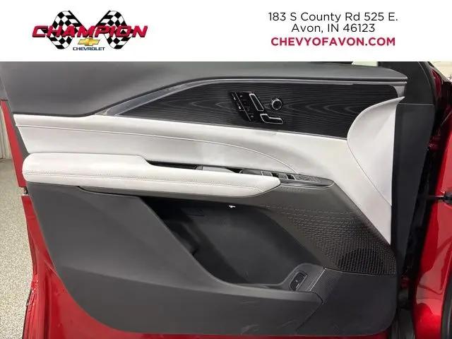 2024 Cadillac iQ Luxury w/1SC