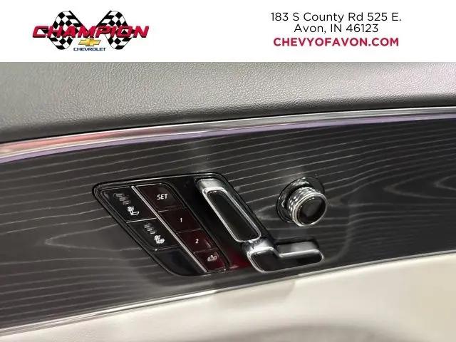 2024 Cadillac iQ Luxury w/1SC