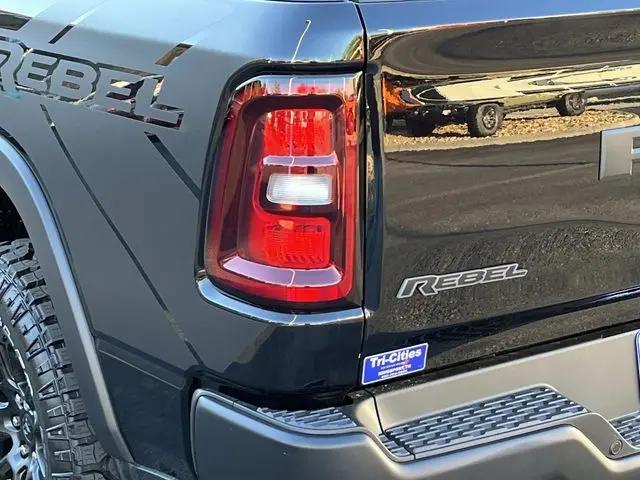 2026 Ram 1500 Rebel Crew Cab 4x4 5'7" Box