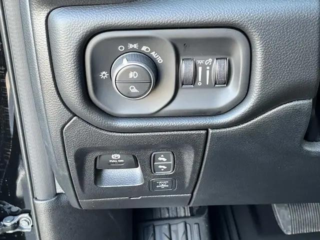 2026 Ram 1500 Rebel Crew Cab 4x4 5'7" Box
