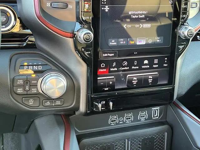 2026 Ram 1500 Rebel Crew Cab 4x4 5'7" Box