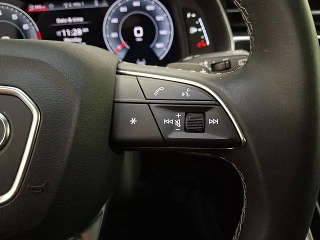 2025 Audi Q8 Premium Plus 55 TFSI quattro
