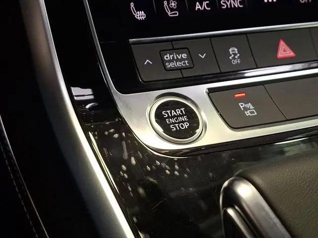 2025 Audi Q8 Premium Plus 55 TFSI quattro