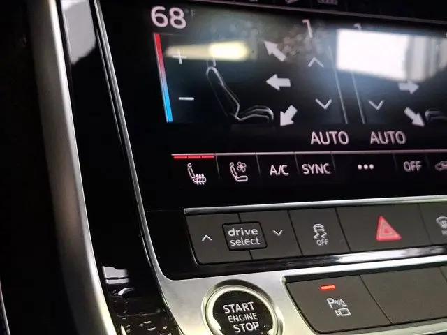 2025 Audi Q8 Premium Plus 55 TFSI quattro