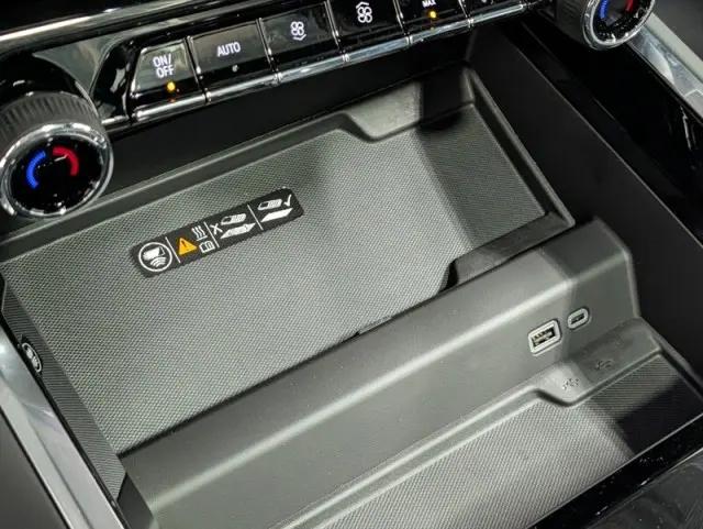 2026 Chevrolet Tahoe 4WD Premier