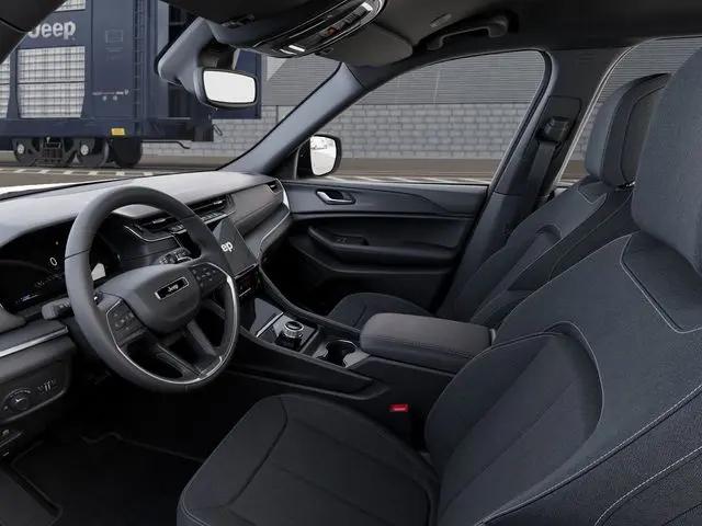 2026 Jeep Grand Cherokee L Laredo 4x4