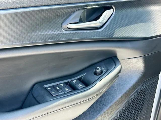 2026 Jeep Grand Cherokee L Laredo 4x4
