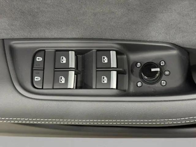 2026 Audi SQ8 Prestige TFSI quattro Tiptronic