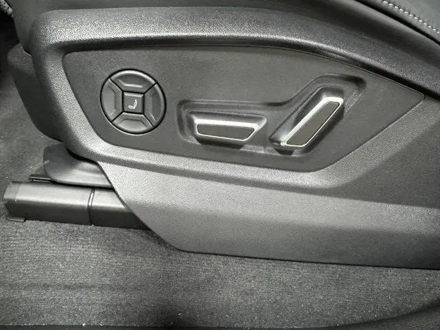 2026 Audi SQ8 Prestige TFSI quattro Tiptronic
