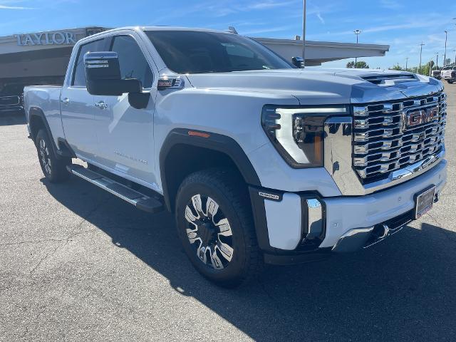 2026 GMC Sierra 2500HD Crew Cab, Standard Bed, Denali, 4WD