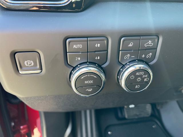 2026 GMC Sierra 2500HD Crew Cab, Standard Bed, AT4, 4WD
