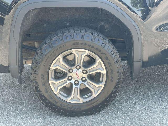 2022 GMC Sierra 1500 Limited 4WD Crew Cab Standard Box SLT