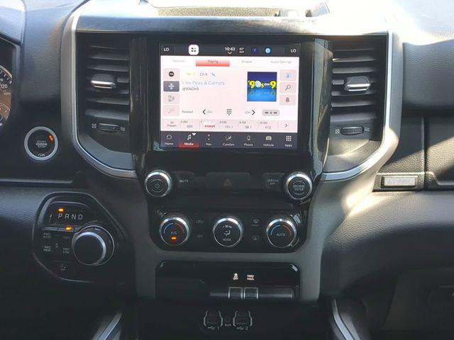 2022 Ram 1500 Big Horn Crew Cab 4x4 5'7" Box
