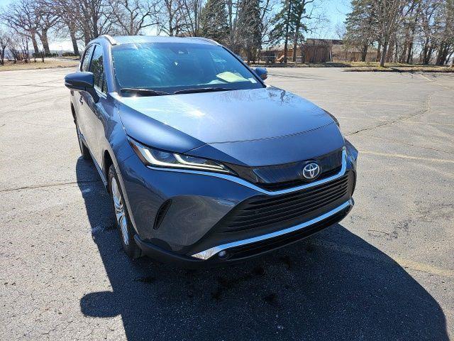2024 Toyota Venza LE