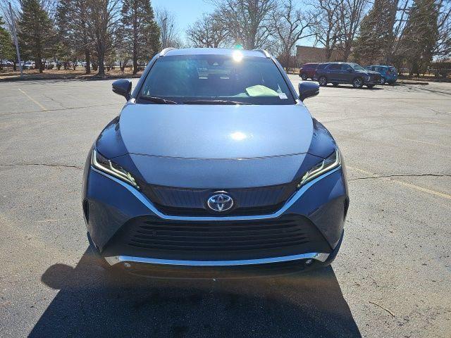 2024 Toyota Venza LE