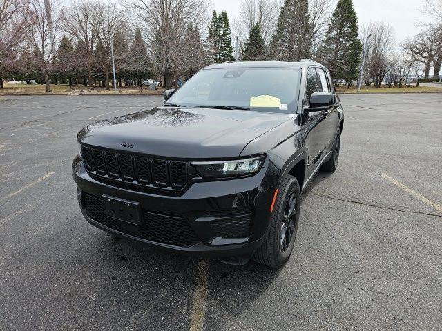2025 Jeep Grand Cherokee Altitude 4x4